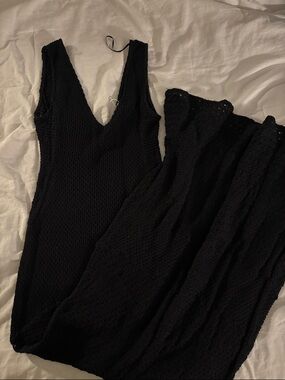 Zara Black Knit V-Neck Maxi Dress